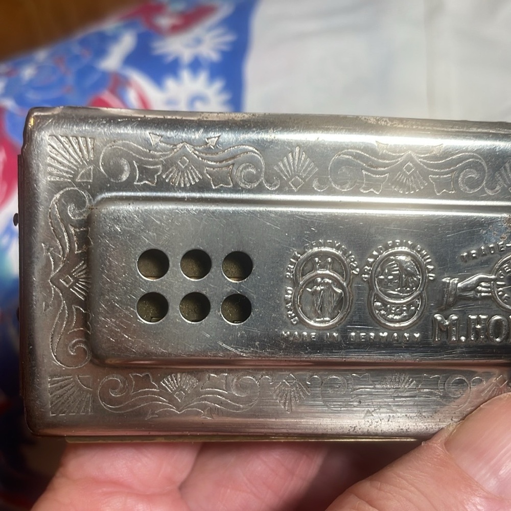 Echo Bell Metal Reeds Harmonica - Picture 5 of 9